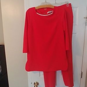 Peter Nygard 2 piece pants set